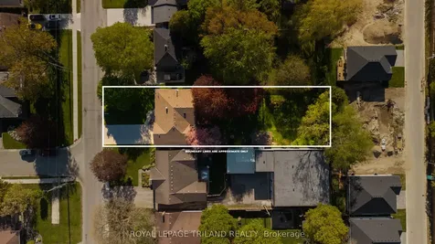 25 Pannell Lane Strathroy-caradoc ON N7G 2C6