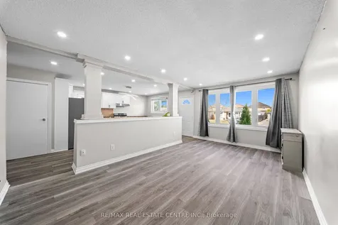 35 Folkestone Avenue Hamilton ON L8V 4M9