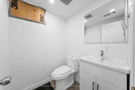 35 Folkestone Avenue Hamilton ON L8V 4M9