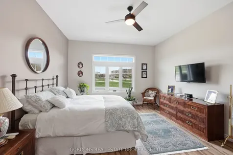 1271 Crossfield Avenue Kingston ON K7P 0A6