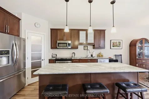 1271 Crossfield Avenue Kingston ON K7P 0A6