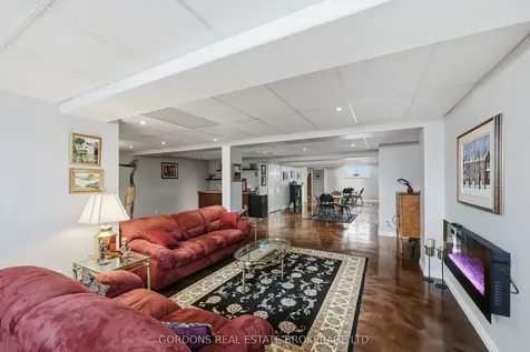 1271 Crossfield Avenue Kingston ON K7P 0A6