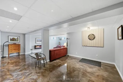 1271 Crossfield Avenue Kingston ON K7P 0A6