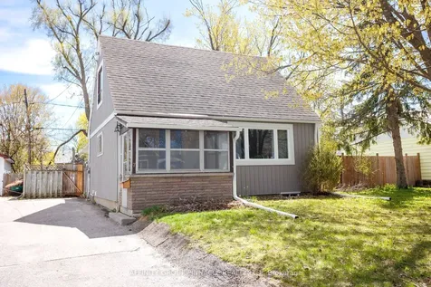7 Churchill Crescent Kawartha Lakes ON K9V 3Y7