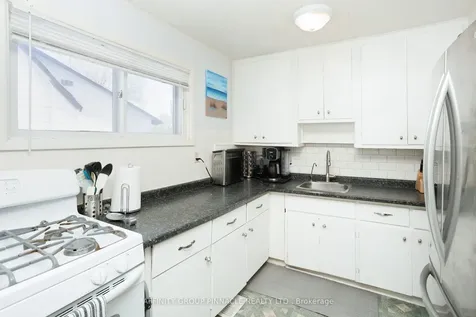 7 Churchill Crescent Kawartha Lakes ON K9V 3Y7