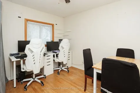 7 Churchill Crescent Kawartha Lakes ON K9V 3Y7