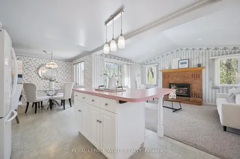 363 Northlake Drive Waterloo ON N2V 1W6