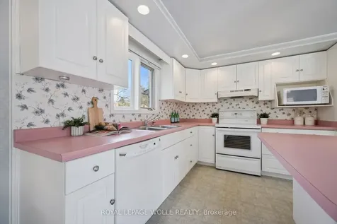 363 Northlake Drive Waterloo ON N2V 1W6