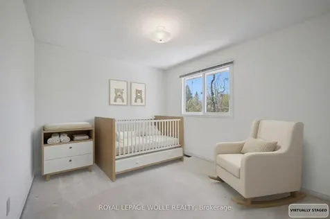 363 Northlake Drive Waterloo ON N2V 1W6