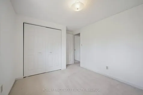 363 Northlake Drive Waterloo ON N2V 1W6