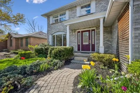 363 Northlake Drive Waterloo ON N2V 1W6