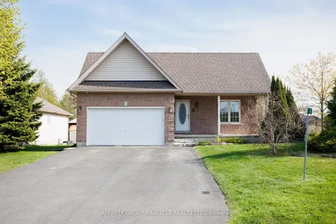 4 Champlain Boulevard Kawartha Lakes ON K9V 0H9