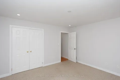 4 Champlain Boulevard Kawartha Lakes ON K9V 0H9