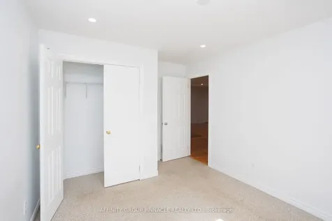 4 Champlain Boulevard Kawartha Lakes ON K9V 0H9