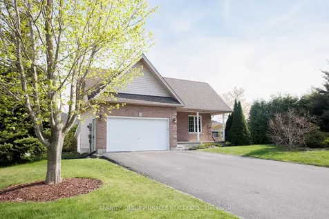4 Champlain Boulevard Kawartha Lakes ON K9V 0H9