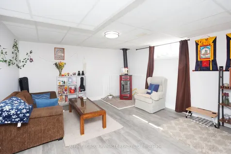 4 Champlain Boulevard Kawartha Lakes ON K9V 0H9