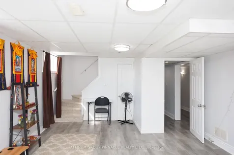4 Champlain Boulevard Kawartha Lakes ON K9V 0H9