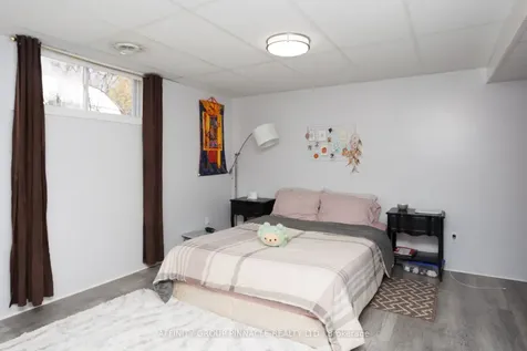 4 Champlain Boulevard Kawartha Lakes ON K9V 0H9
