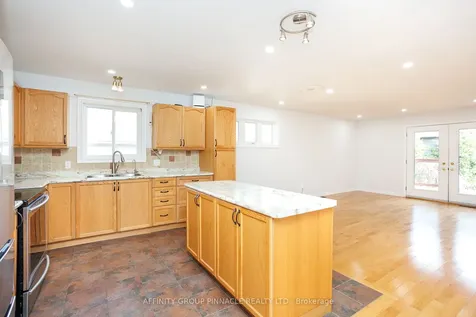 4 Champlain Boulevard Kawartha Lakes ON K9V 0H9