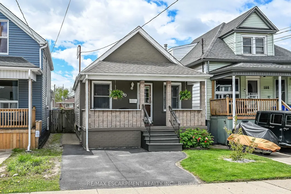 190 Campbell Avenue Hamilton ON L8H 2G3