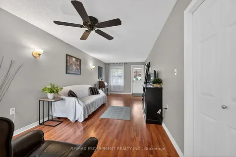 190 Campbell Avenue Hamilton ON L8H 2G3