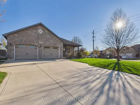 319 Gingrich Crescent Saugeen Shores ON N0H 2C1