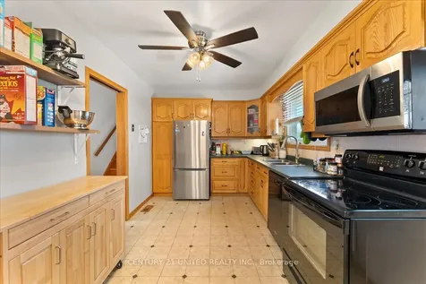 18 Belvedere Road Quinte West ON K8V 4A7