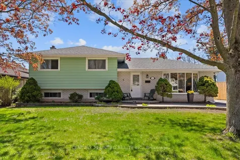 18 Belvedere Road Quinte West ON K8V 4A7