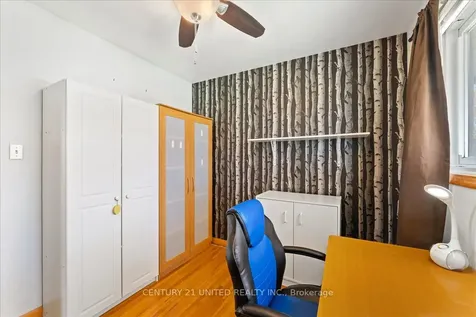 18 Belvedere Road Quinte West ON K8V 4A7