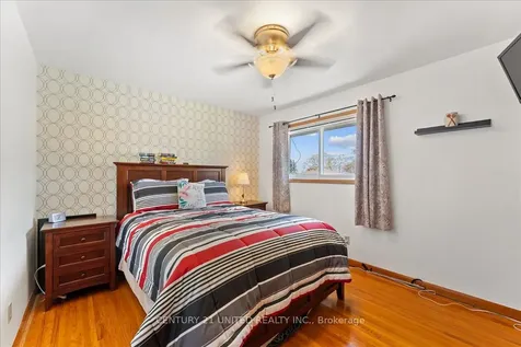 18 Belvedere Road Quinte West ON K8V 4A7