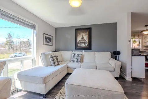 208 Gould Avenue North Bay ON P1B 7C7