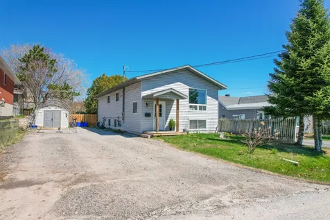 208 Gould Avenue North Bay ON P1B 7C7