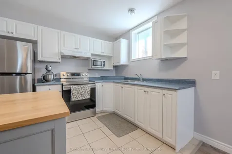 208 Gould Avenue North Bay ON P1B 7C7