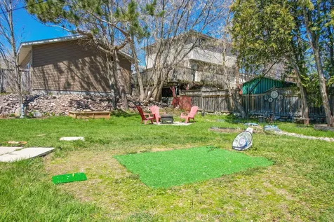 208 Gould Avenue North Bay ON P1B 7C7