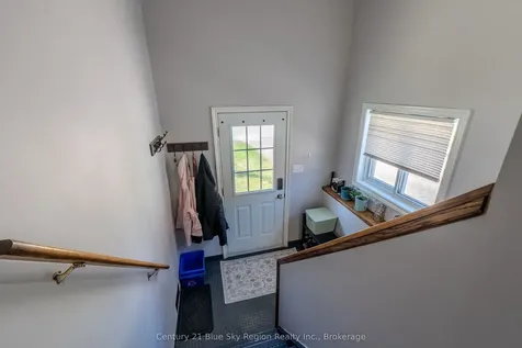 208 Gould Avenue North Bay ON P1B 7C7