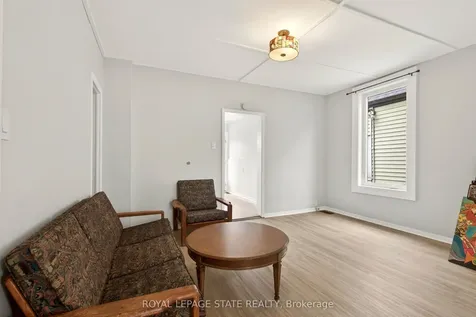 1236 Cannon Street E Hamilton ON L8H 1V1