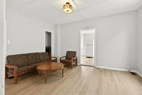 1236 Cannon Street E Hamilton ON L8H 1V1