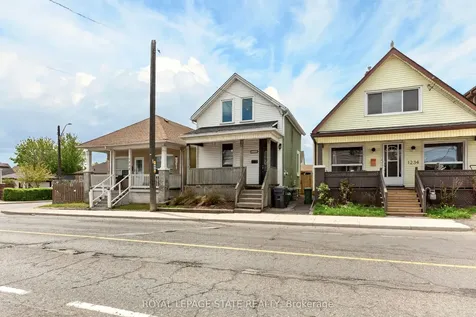 1236 Cannon Street E Hamilton ON L8H 1V1
