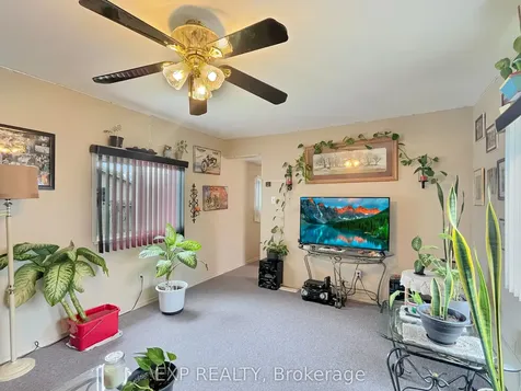 2155 Tollgate Road W Cornwall ON K6J 5W4