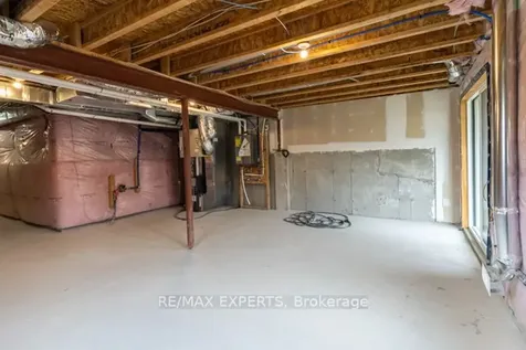 36 Pelican Lane Hamilton ON L8K 0A4