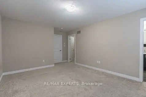 36 Pelican Lane Hamilton ON L8K 0A4