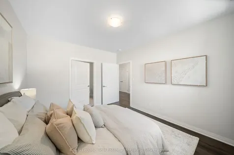 155 Thomas Slee Drive Kitchener ON N2P 2X5