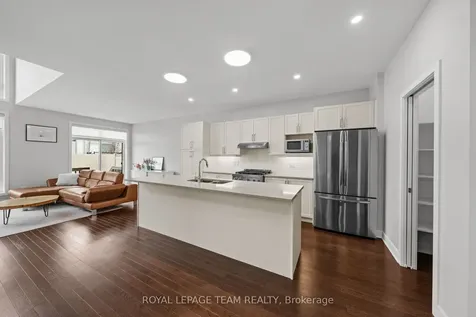 539 Honeylocust Avenue Kanata ON K2V 0L8