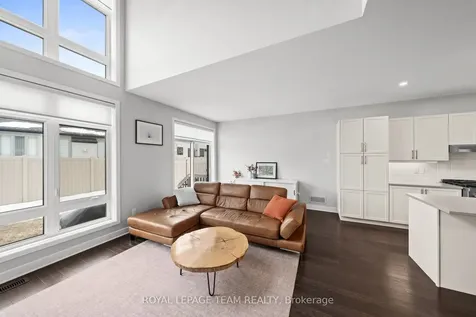 539 Honeylocust Avenue Kanata ON K2V 0L8