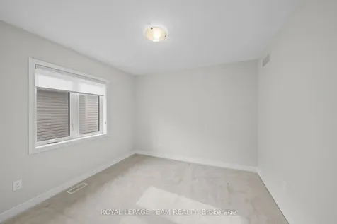 539 Honeylocust Avenue Kanata ON K2V 0L8