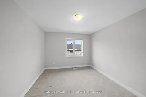 539 Honeylocust Avenue Kanata ON K2V 0L8