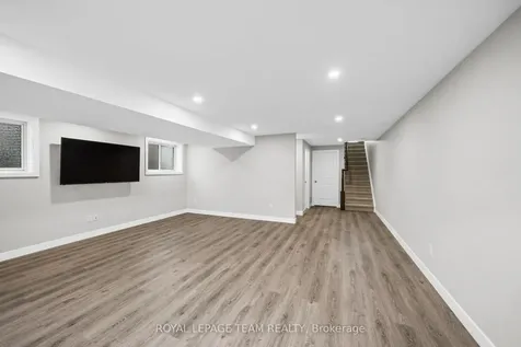 539 Honeylocust Avenue Kanata ON K2V 0L8