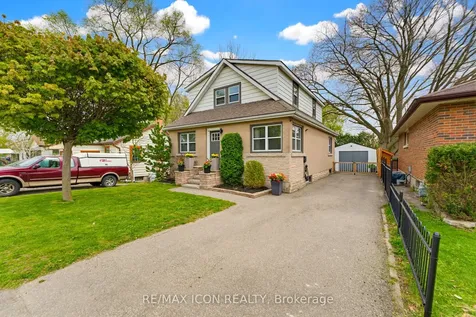 60 Avenue Road Cambridge ON N1R 1B6