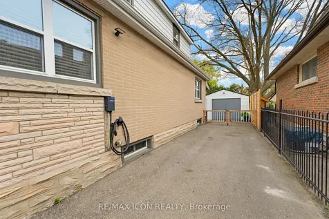 60 Avenue Road Cambridge ON N1R 1B6