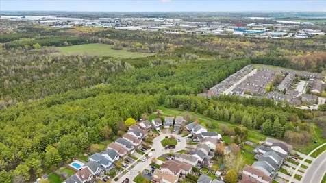 18 Silversmith Court Guelph ON N1G 5C1